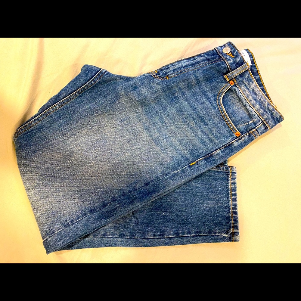 Topshop Mom Jeans- super cute cut & fit